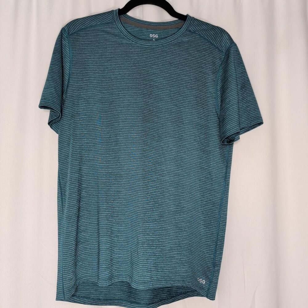 Dsg Women's Blue and Green T-shirt
